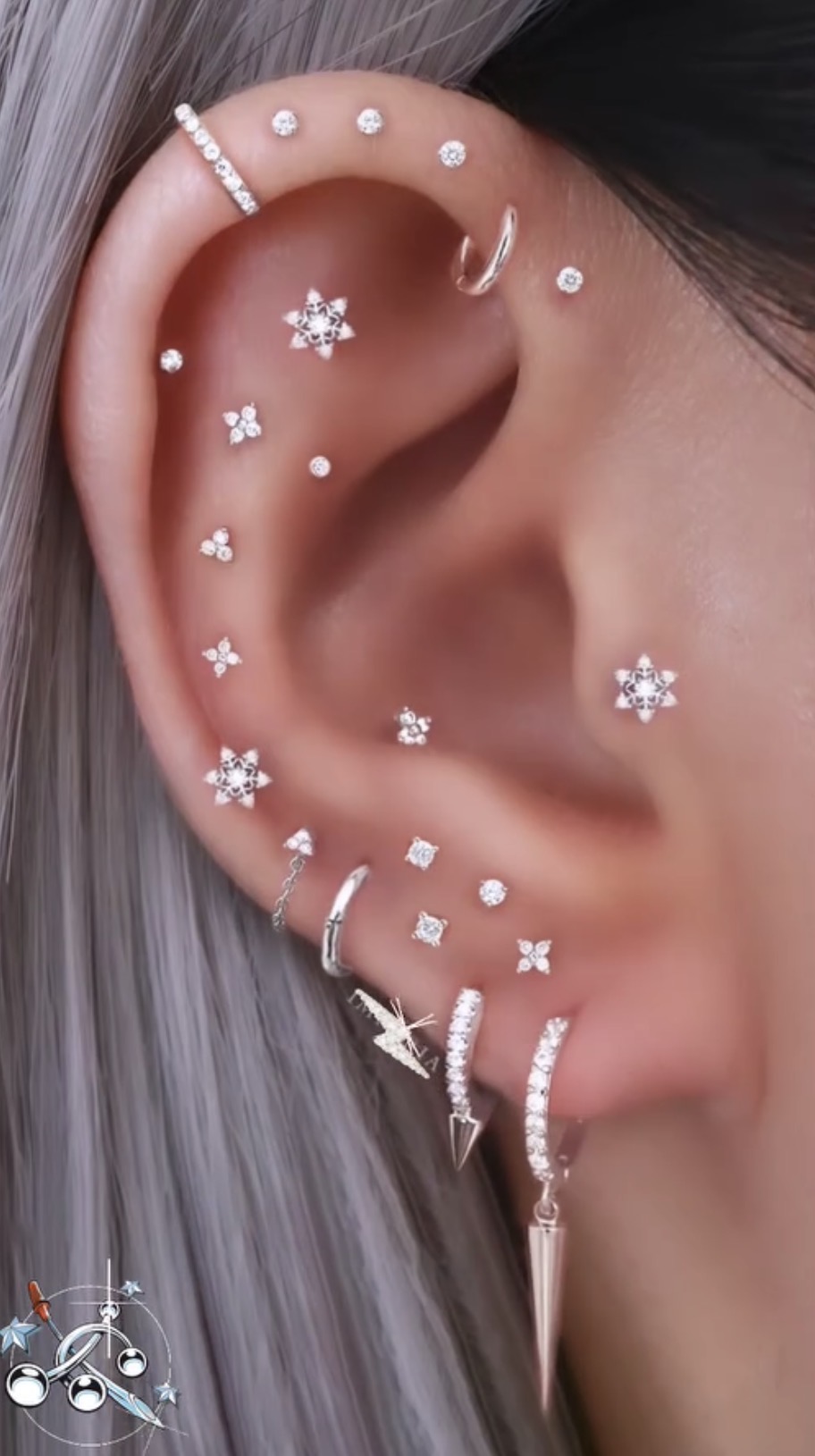 Kulak piercing kombinasyonu